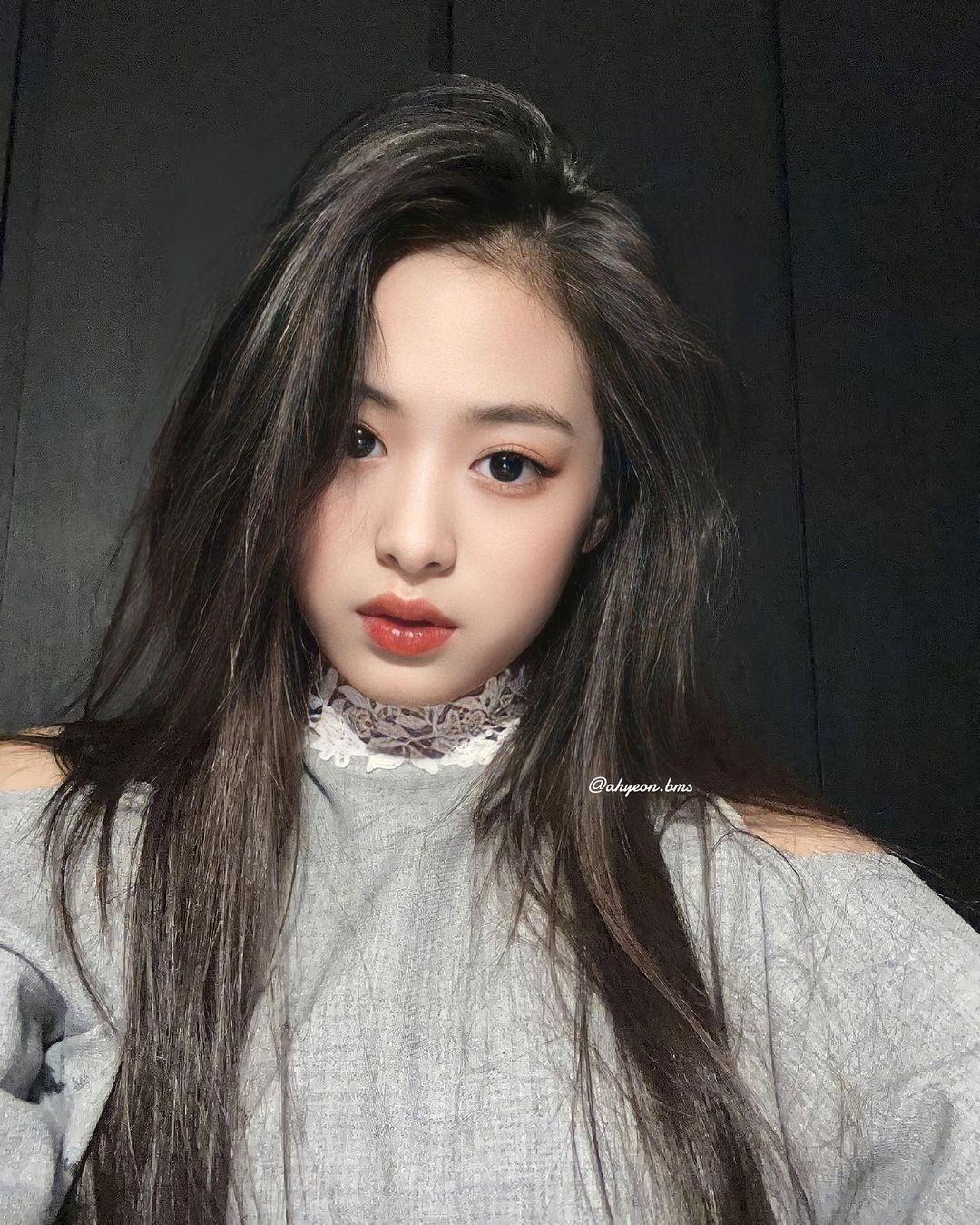 Ahyeon được cho là thành viên hot nhất và tài năng của Baby Monster trước thềm ra mắt. Cô còn được mệnh danh là &quot;Jennie thứ hai&quot;.