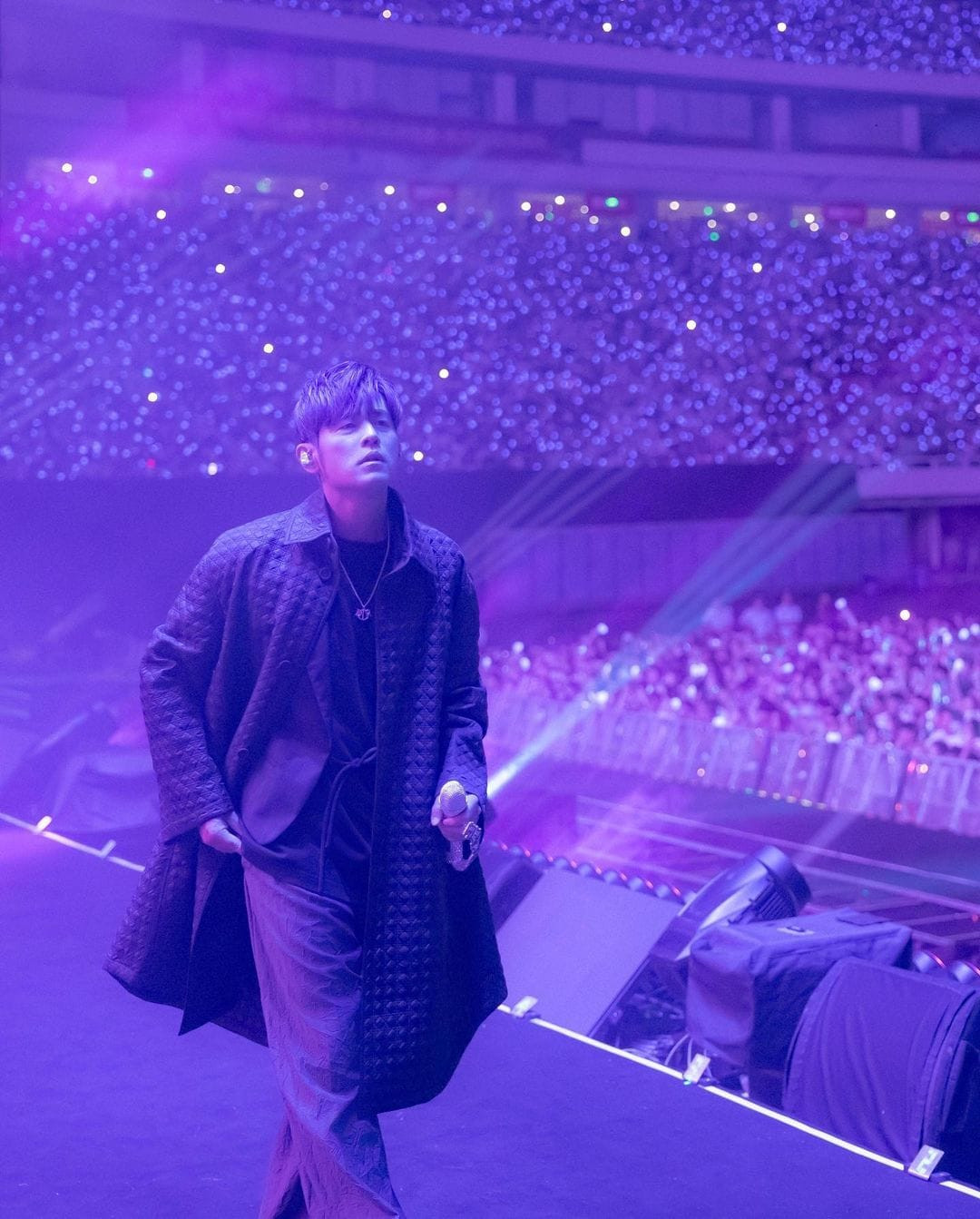 Những buổi hòa nhạc kín khán giả của "ông hoàng nhạc pop châu Á". Những buổi hòa nhạc kín khán giả của "ông hoàng nhạc pop châu Á".