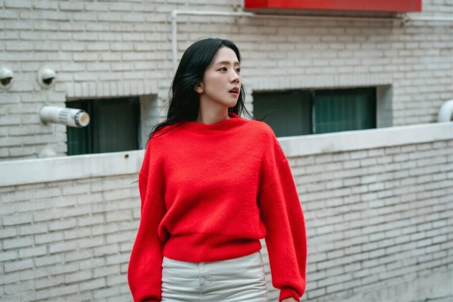 Tạo hình của Jisoo trong phim.