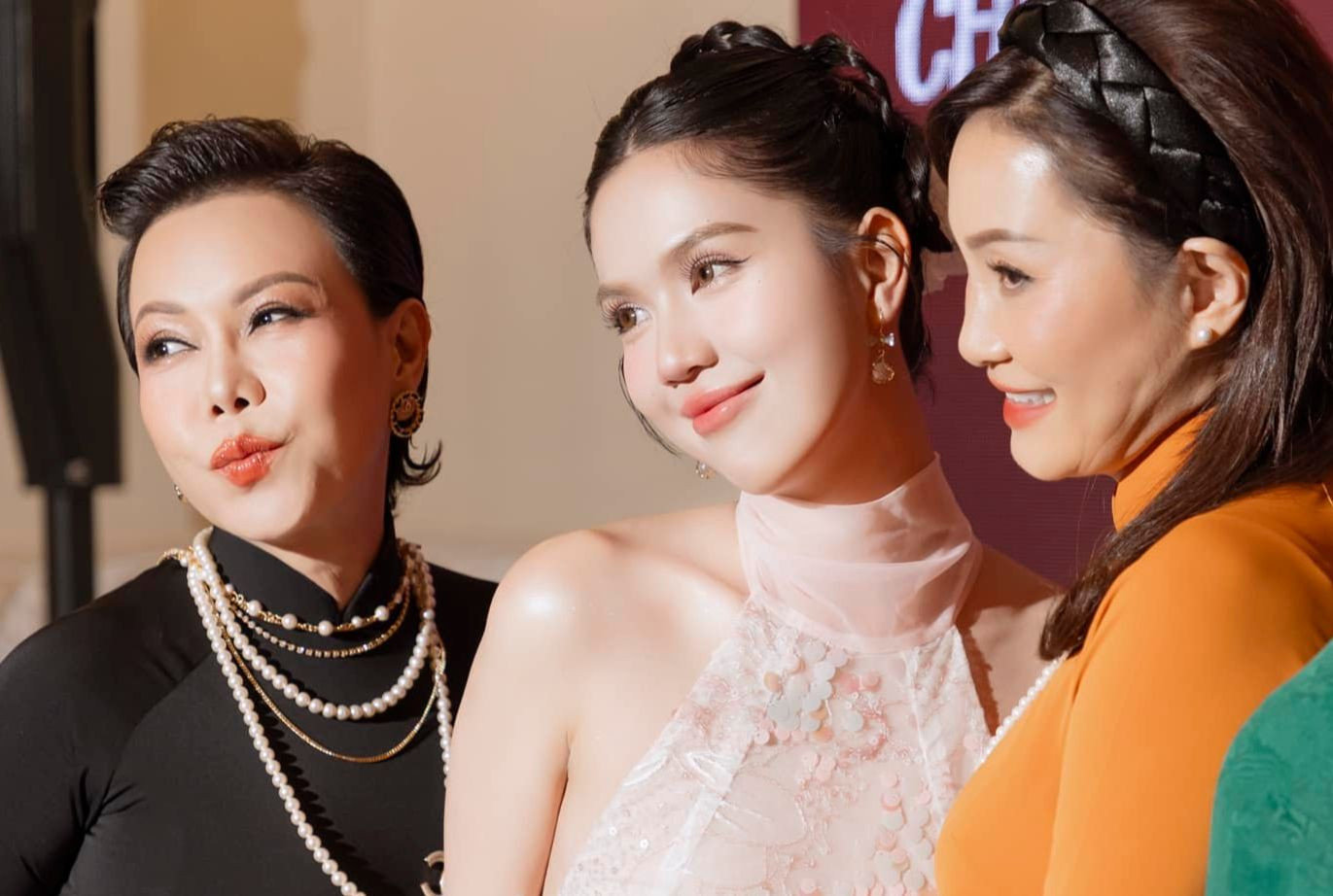 Việt Hương (bìa trái) nói cô nhận phim 30% vì có Ngọc Trinh tham gia. Việt Hương (bìa trái) nói cô nhận phim 30% vì có Ngọc Trinh tham gia.