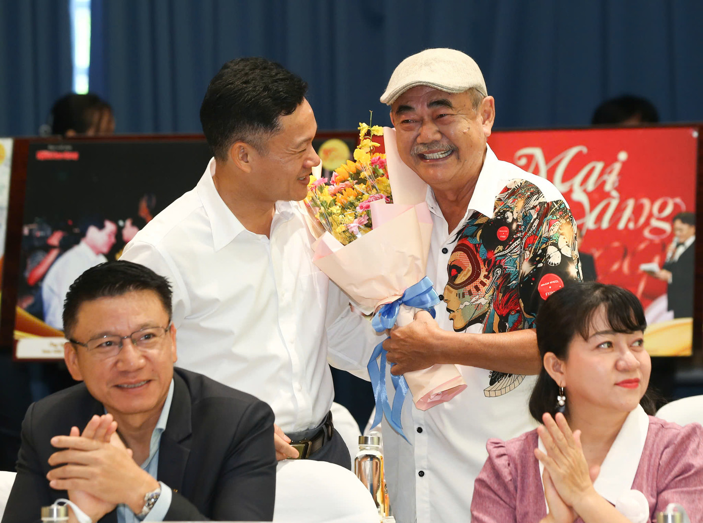 Nhiều nghệ sĩ gạo cội đồng hành cùng giải Mai Vàng lần thứ 30. Ảnh: BTC. Nhiều nghệ sĩ gạo cội đồng hành cùng giải Mai Vàng lần thứ 30. Ảnh: BTC.