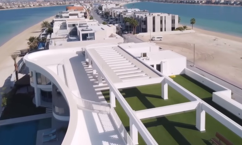 Dinh thự tỷ phú giàu nhất châu Á tặng con trai lập gia đình.