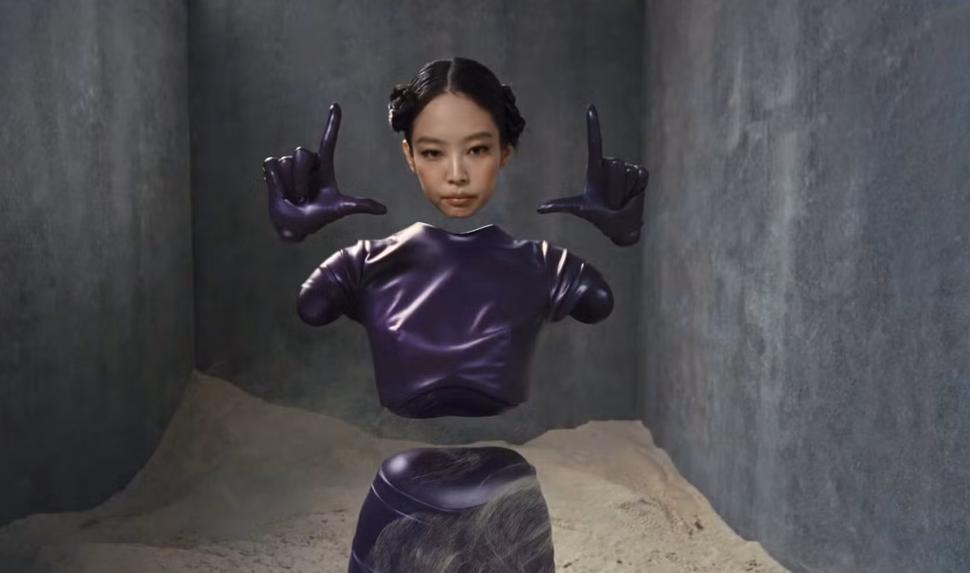 Tạo hình độc lạ của Jennie trong MV mới.