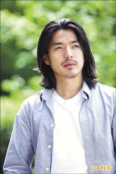 Diễn viên Lý Uy từng đóng vai phụ trong nhiều phim thần tượng Đài Loan (Trung Quốc) đình đám.