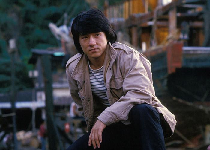 Thành Long chia sẻ lại những bức hình thời trẻ trong ngày sinh nhật lần thứ 70. Ảnh: FBNV.