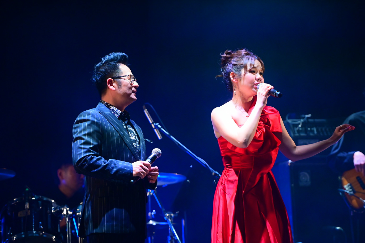 Đêm nhạc của giọng ca Nơi tình yêu bắt đầu có giá vé cao hơn gấp 2-3 lần so với show trước đó của Văn Mai Hương. Bằng Kiều hướng đến phân khúc khán giả trung niên.