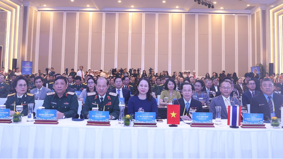 Các đại biểu dự Diễn đàn Doanh nghiệp CCB các nước ASEAN Các đại biểu dự Diễn đàn Doanh nghiệp CCB các nước ASEAN