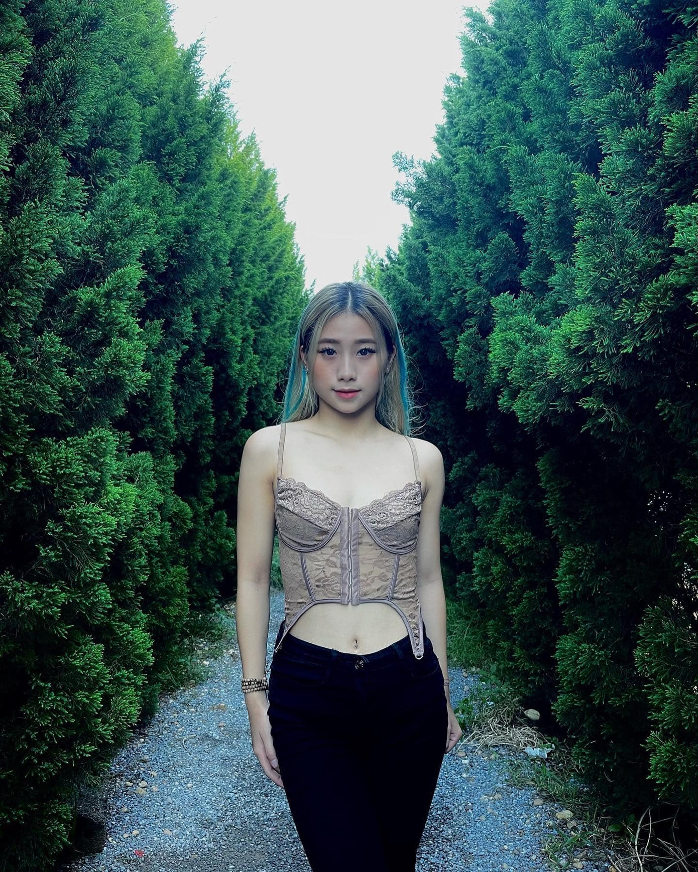 Hai HLV phụ trách trực tiếp của Như Phương nói đã “quên” không báo cáo lên Bộ môn khiến cô bị kỷ luật. Bên cạnh đó Như Phương còn tố việc phải "chia chác" 10% phần thưởng mỗi khi cô nhận được huy chương cho HLV và phải đóng khoản thu vào "quỹ lạ" 300.000 đồng/tháng. Hai HLV phụ trách trực tiếp của Như Phương nói đã “quên” không báo cáo lên Bộ môn khiến cô bị kỷ luật. Bên cạnh đó Như Phương còn tố việc phải "chia chác" 10% phần thưởng mỗi khi cô nhận được huy chương cho HLV và phải đóng khoản thu vào "quỹ lạ" 300.000 đồng/tháng.