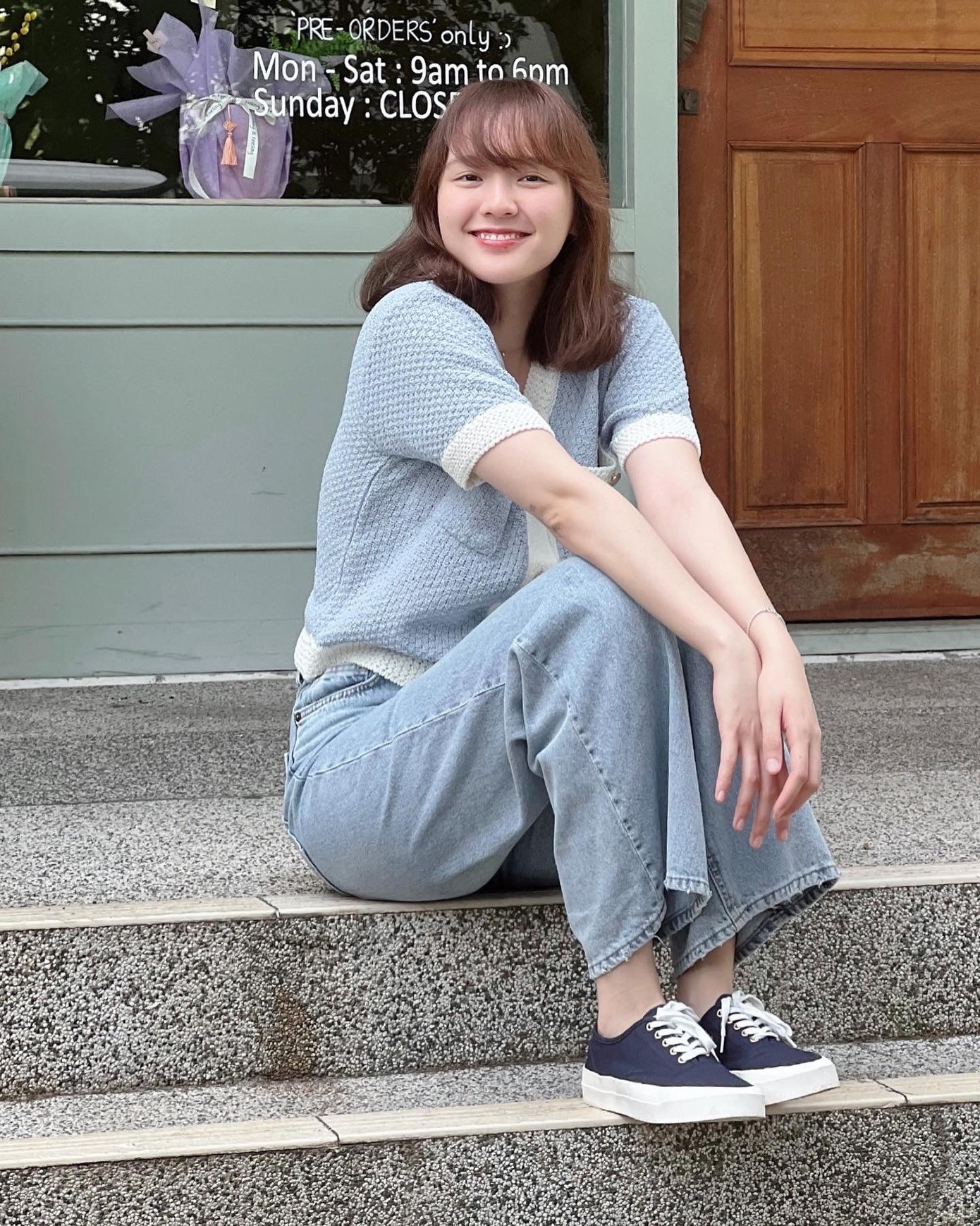 Ở ẩn trong thời gian dài, diễn viên duy nhất của công ty Sơn Tùng không tham gia hoạt động nghệ thuật. Thi thoảng, khán giả thấy cô xuất hiện trong các sự kiện, lễ kỷ niệm tại công ty nam ca sĩ Không phải dạng vừa đâu. Dù vậy, cả hai luôn giữ khoảng cách khi chụp ảnh tập thể. Ở ẩn trong thời gian dài, diễn viên duy nhất của công ty Sơn Tùng không tham gia hoạt động nghệ thuật. Thi thoảng, khán giả thấy cô xuất hiện trong các sự kiện, lễ kỷ niệm tại công ty nam ca sĩ Không phải dạng vừa đâu. Dù vậy, cả hai luôn giữ khoảng cách khi chụp ảnh tập thể.