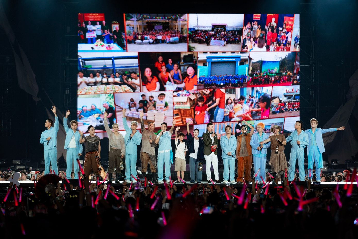 Các tiết mục tôn vinh văn hóa, dân tộc vẫn là điểm nhấn được yêu thích của chương trình.