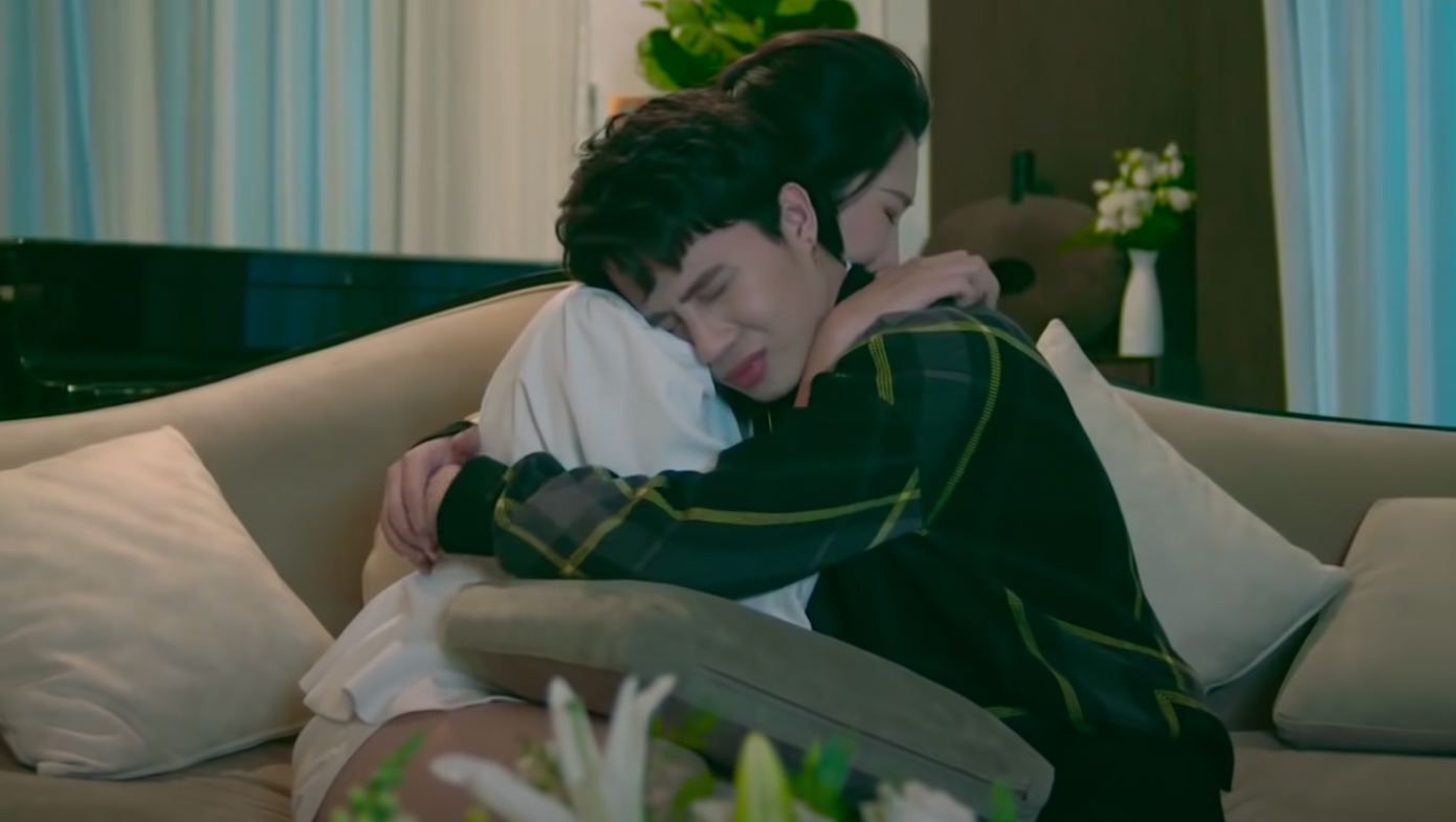 Thúy Ngân và Jack trong mini drama Không thể rời mắt.