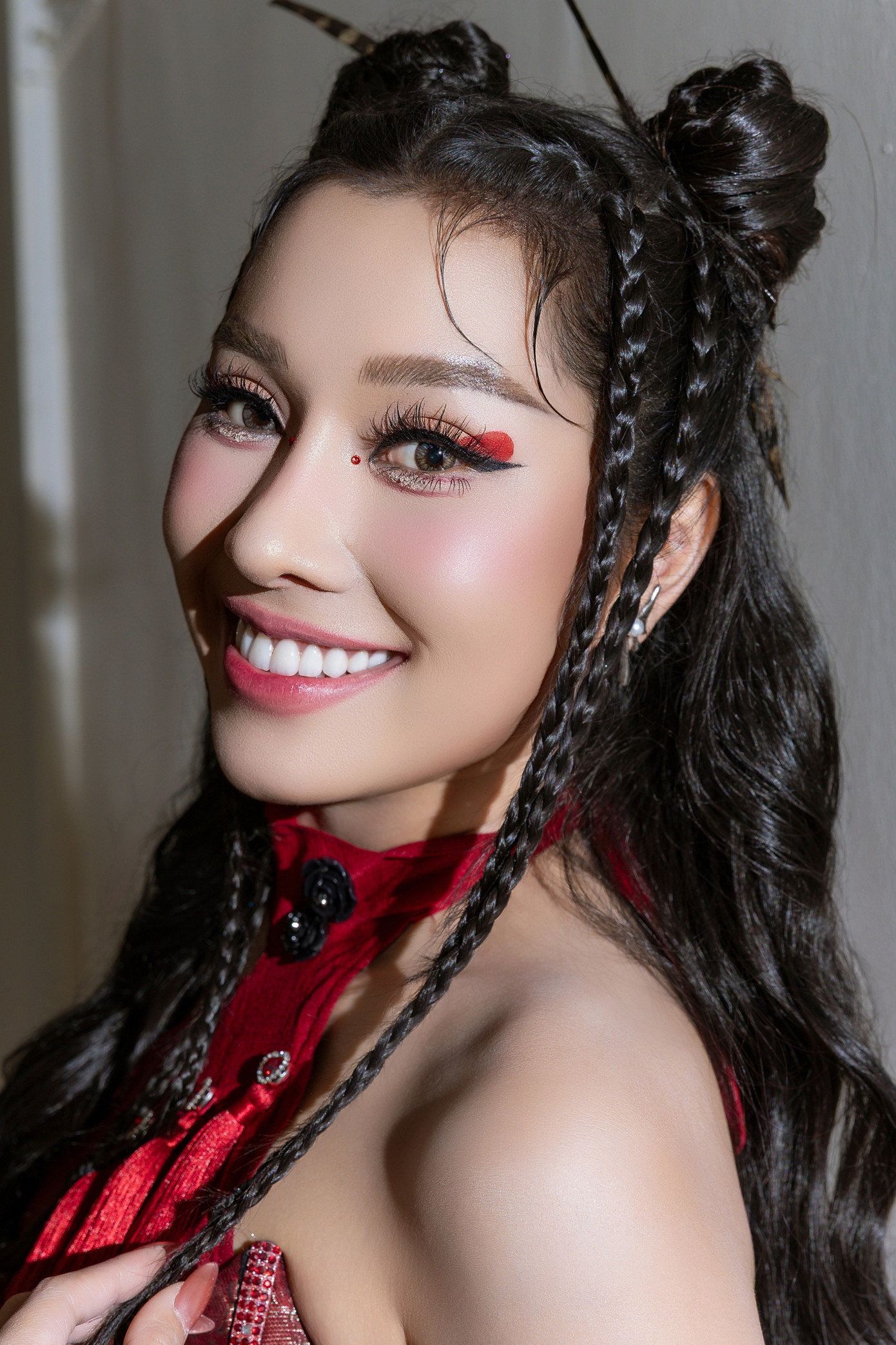 Thủy Bùi cho biết cô chỉ có hai ngày để chuẩn bị và tập luyện cùng vũ đoàn và bày tỏ sự xúc động trước phản hồi từ các giám khảo. Sau tập 3, Thủy Bùi nằm trong nhóm thí sinh an toàn.