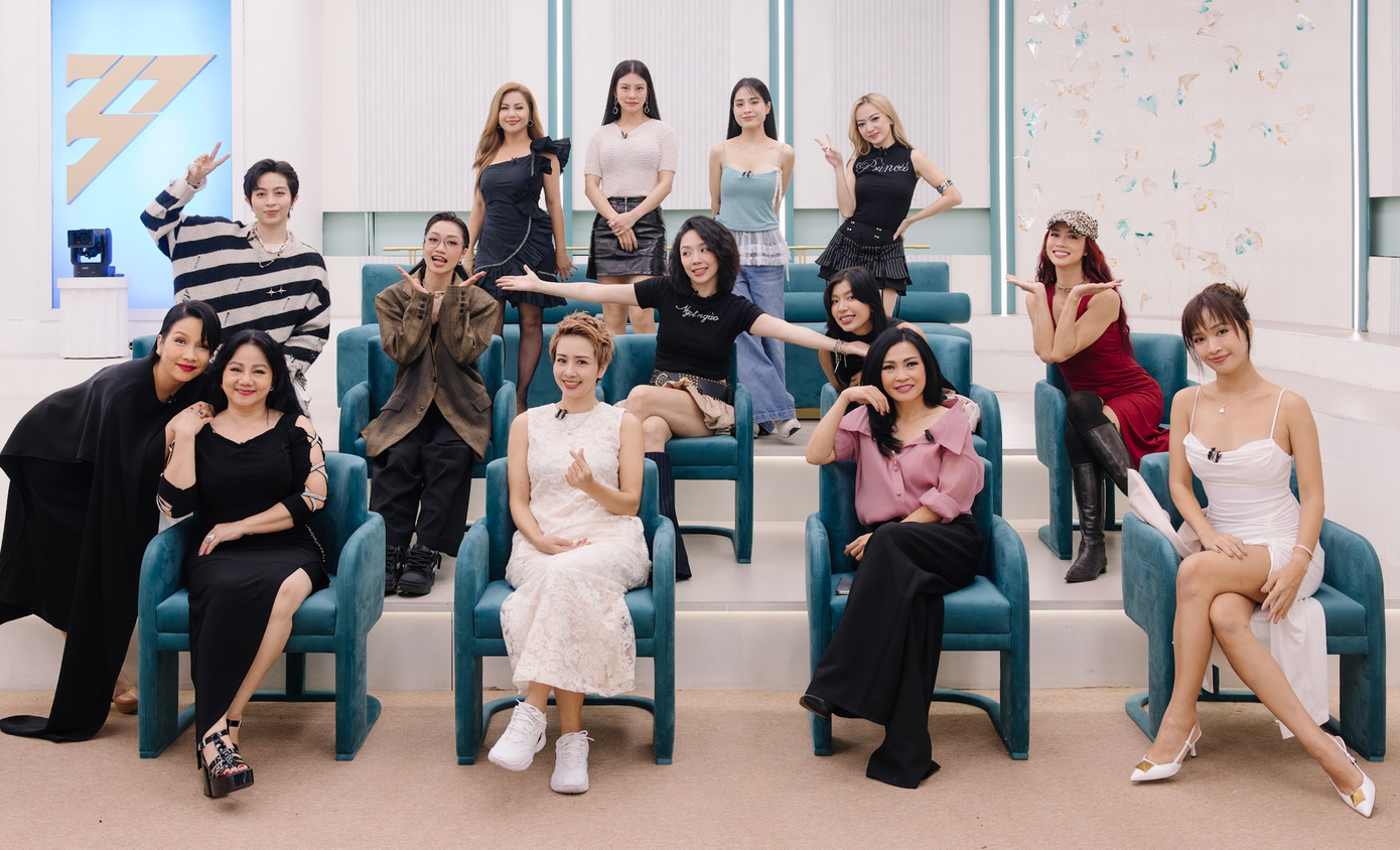 Hai Liên Minh ở Công diễn 2. Hai Liên Minh ở Công diễn 2.