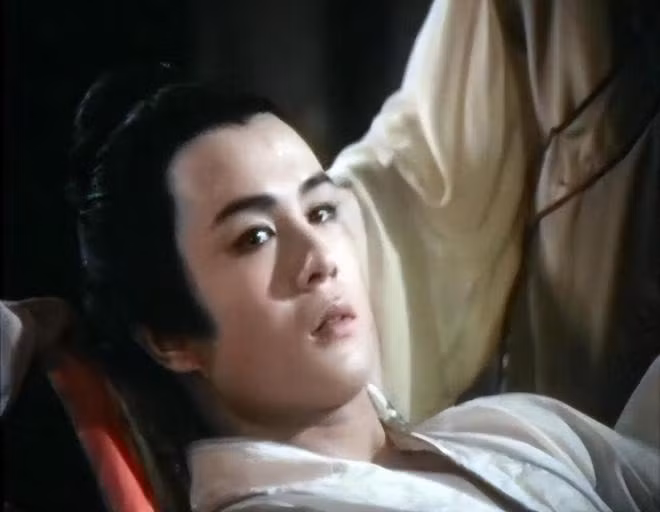 Từ Thiếu Hoa đóng vai công tử ngốc Vương Nguyên Phong trong Tinh biến (1983).