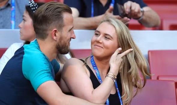 Harry Kane nói các cầu thủ sẽ cắt giảm thời gian gặp gia đình trong thời gian tới tại Euro.