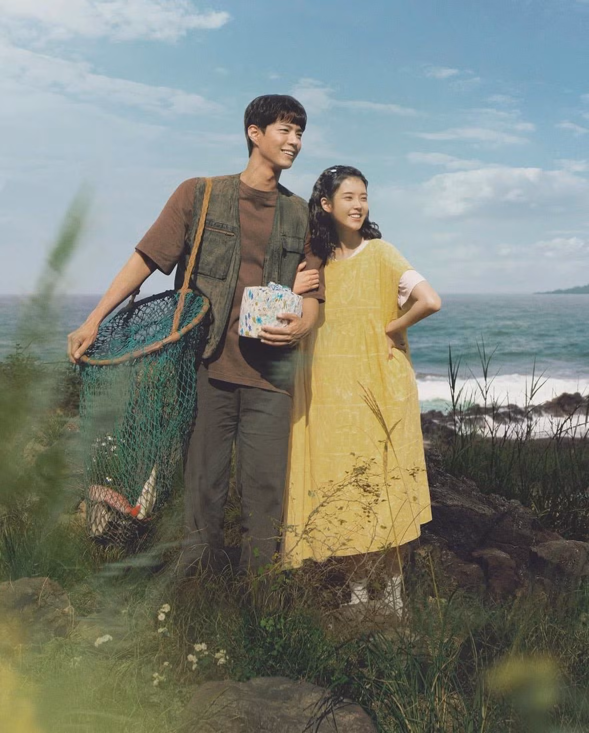 Màn kết hợp ăn ý giữa IU và Park Bo Gum khiến phim "bùng nổ".