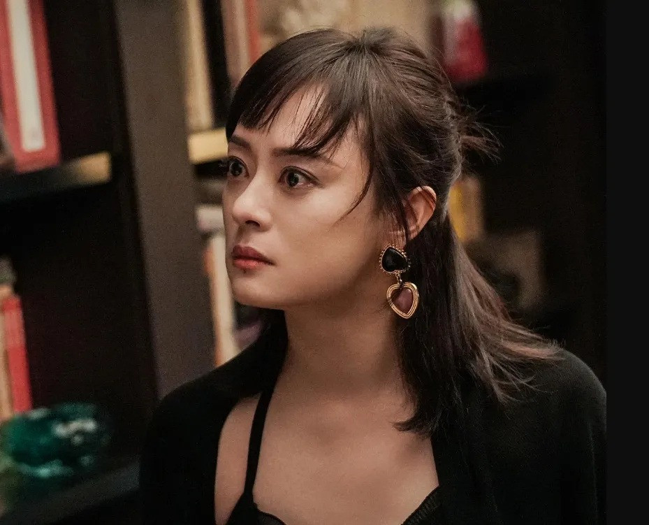 Tôn Lệ và Hồ Hạnh Nhi (phải) trong Cuộc đời tươi đẹp. Tôn Lệ và Hồ Hạnh Nhi (phải) trong Cuộc đời tươi đẹp.