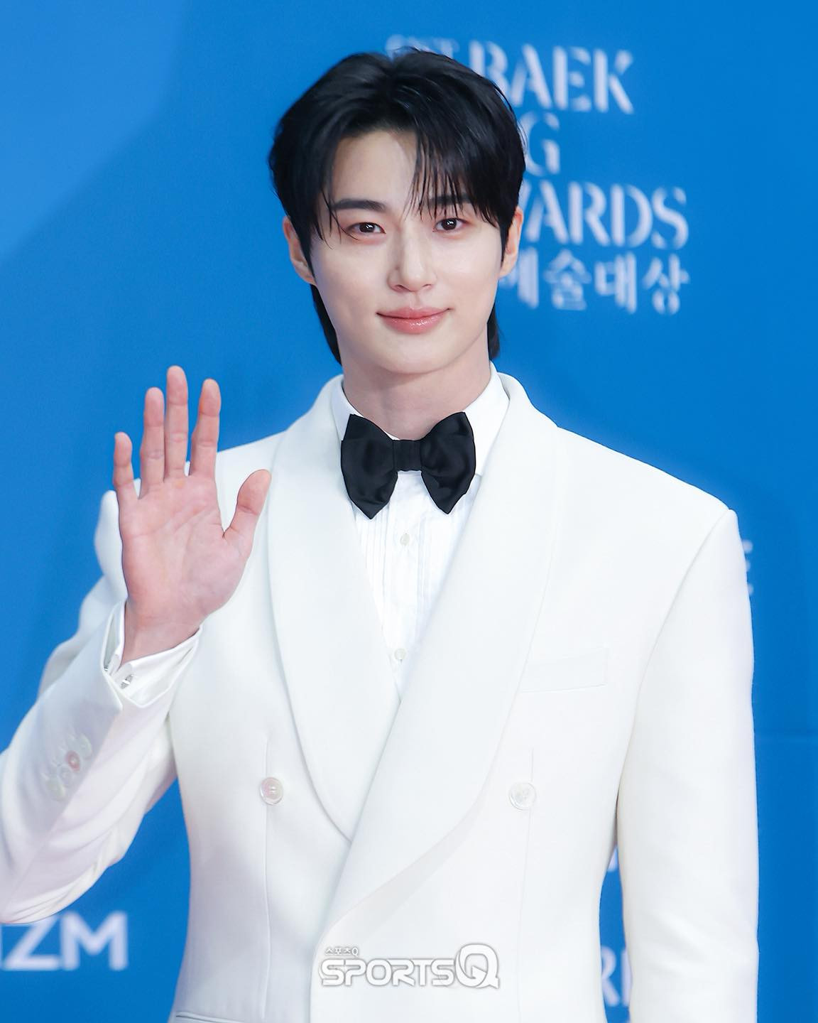 Bộ phim truyền hình ăn khách Lovely Runner cũng là tâm điểm chú ý với sự góp mặt của biên kịch Lee Si Eun và các diễn viên Byun Woo Seok, Kim Hye Yoon, Song Geon Hee. Trong đó, Byun Woo Seok tiếp tục được đề cử Nam chính xuất sắc ở hạng mục phát sóng, đánh dấu lần trở lại sau hai năm kể từ khi được vinh danh là Nam diễn viên mới xuất sắc ở mảng điện ảnh.