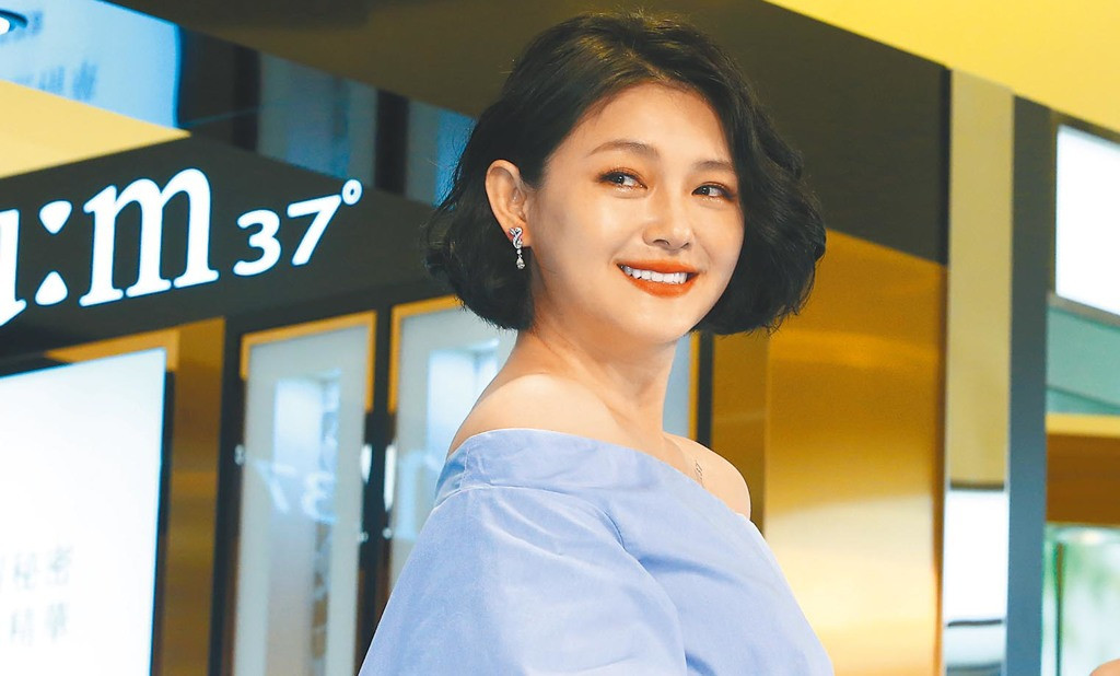 Từ Hy Viên áp dụng chế độ ăn uống khắc nghiệt, mắc nhiều bệnh nền. Từ Hy Viên áp dụng chế độ ăn uống khắc nghiệt, mắc nhiều bệnh nền.