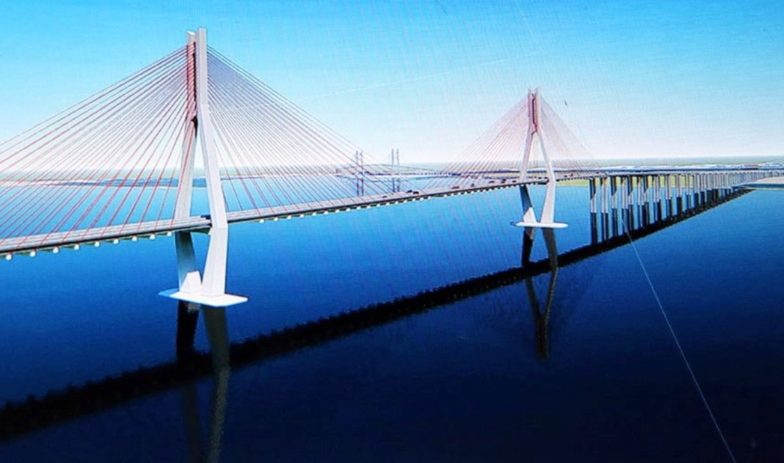 Cầu Cát Lái nối TP Thủ Đức và Nhơn Trạch với phần cầu chính được xây dựng theo kết cấu cầu dây văng 2 mặt phẳng dây, liên tục 3 nhịp, đảm bảo 6 làn xe cơ giới và 2 làn thô sơ với tổng bề rộng 29,5m. Về thời gian xây dựng TP.HCM đề xuất sau 2030 còn Đồng Nai muốn năm 2025 để sớm thông xe phục vụ kết nối sân bay Long Thành, các cảng…