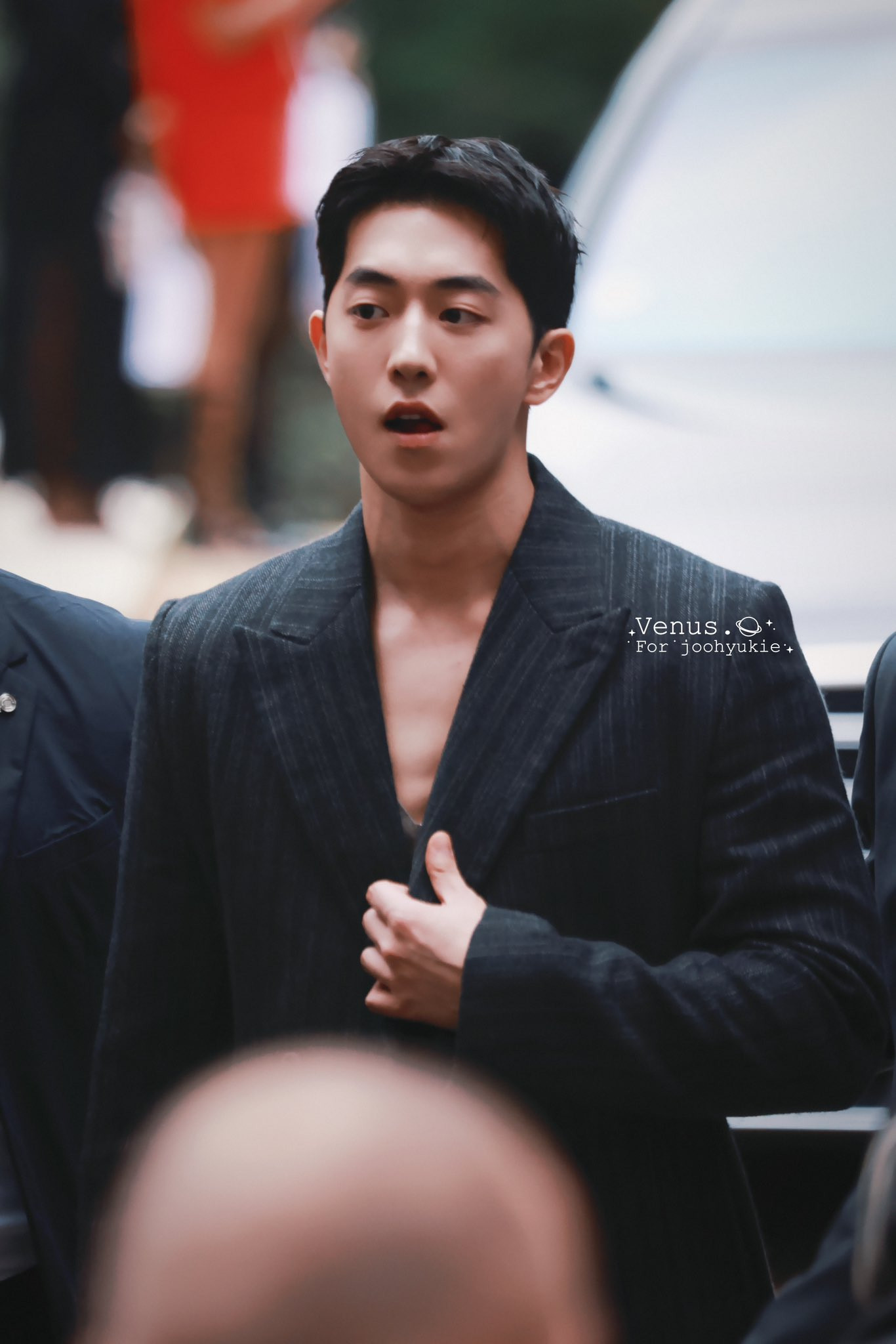 Vừa hoàn thành nhập ngũ, Nam Joo Hyuk trở lại showbiz bằng hoạt động ở tuần lễ thời trang Paris. Nam diễn viên Tuổi 25, tuổi 21 được bổ nhiệm làm đại sứ Dior Beauty, khu vực Hàn Quốc và Đại sứ thương hiệu Dior năm 2022.