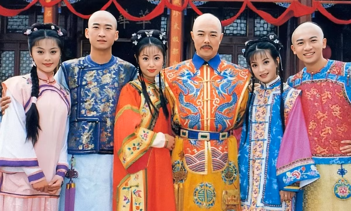 Hoàn Châu Cách Cách, Tân dòng sông ly biệt... mang lại nguồn doanh thu bản quyền lớn cho Quỳnh Dao.
