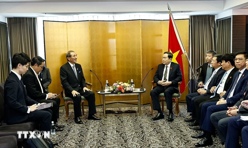 Chủ tịch Quốc hội Trần Thanh Mẫn tiếp Chủ tịch Hội đồng quản trị Tập đoàn Tokyu. (Ảnh: Doãn Tấn/TTXVN)