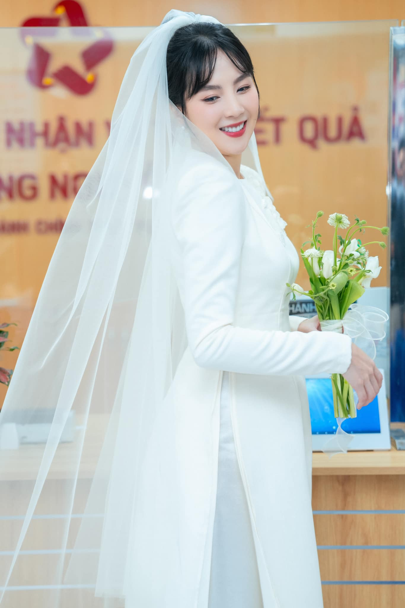 MC Mai Ngọc bên người bạn đời, là thiếu gia ở Bắc Giang.