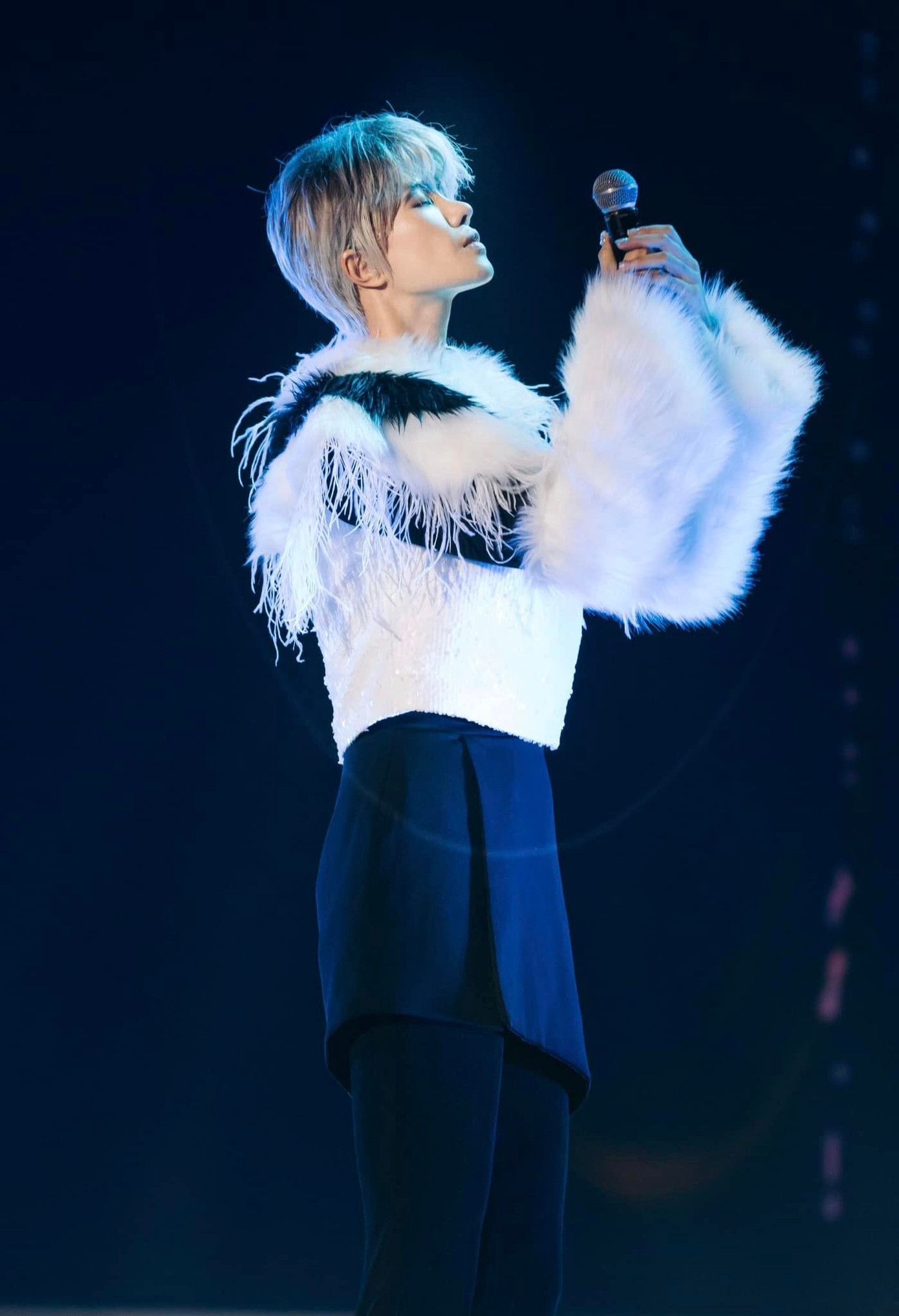 Tạo hình của người mẫu sinh năm 1994 Hà Kino trên show Chị đẹp đạp gió rẽ sóng.