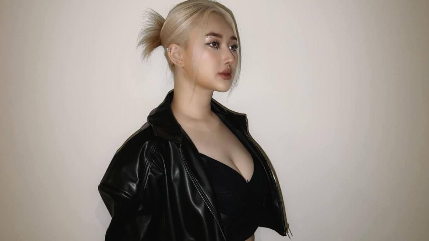 Chu Thúy Quỳnh được biết đến nhờ câu hát nổi tiếng "ngọt ngào đến mấy cũng tan thành mây".