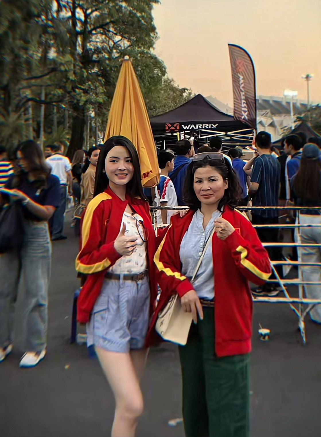 Chu Thanh Huyền cùng mẹ chồng tại Thái Lan. Chu Thanh Huyền cùng mẹ chồng tại Thái Lan.