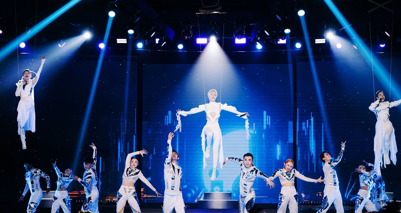 Màn trình diễn của đội Lệ Quyên, Mlee, Thu Phương nhận nhiều tương tác "phẫn nộ" trên fanpage chương trình. Màn trình diễn của đội Lệ Quyên, Mlee, Thu Phương nhận nhiều tương tác "phẫn nộ" trên fanpage chương trình.