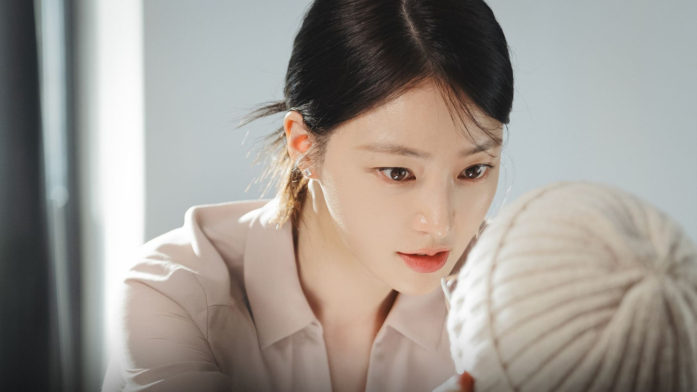 Song Ha Yoon đang phất lên nhờ thành công của Cô đi mà lấy chồng tôi. Song Ha Yoon đang phất lên nhờ thành công của Cô đi mà lấy chồng tôi.