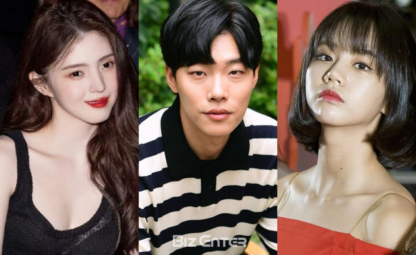 Ryu Jun Yeol (giữa) hẹn hò Han So Hee (ngoài cùng bên trái) sau 4 tháng chia tay mối tình 7 năm. Ryu Jun Yeol (giữa) hẹn hò Han So Hee (ngoài cùng bên trái) sau 4 tháng chia tay mối tình 7 năm.