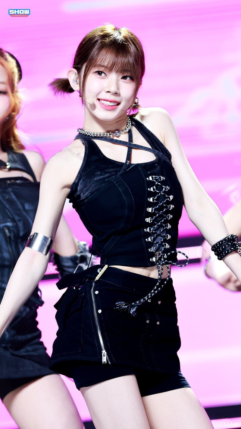 Kotoko mới 16 tuổi. Kotoko mới 16 tuổi.