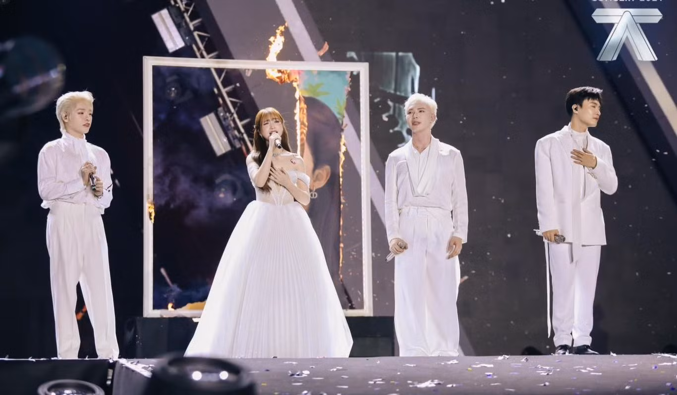 ATSH thành công tổ chức 2 đêm nhạc ở TPHCM, tiến tới concert ở sân vận động Mỹ Đình (Hà Nội). ATSH thành công tổ chức 2 đêm nhạc ở TPHCM, tiến tới concert ở sân vận động Mỹ Đình (Hà Nội).