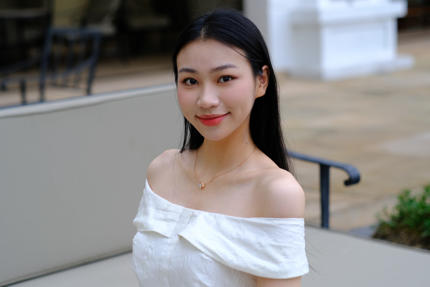 Thí sinh Trần Thị Huyền Cơ muốn trở lại Huế nhiều lần. Ảnh: Hà Trang. Thí sinh Trần Thị Huyền Cơ muốn trở lại Huế nhiều lần. Ảnh: Hà Trang.