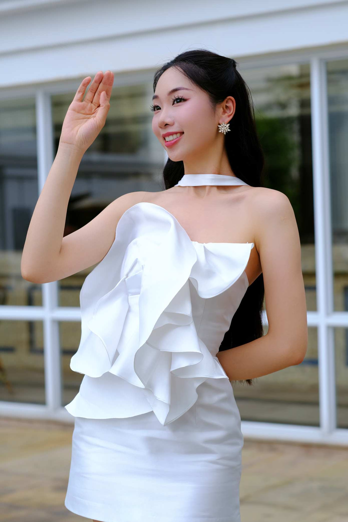 Phạm Thùy Dương là một trong những thí sinh đến Huế sớm nhất để chuẩn bị cho vòng chung kết. Cô dành thời gian khám phá ẩm thực, văn hóa, đến thăm nhiều thắng cảnh và có những trải nghiệm đáng nhớ. "Có một câu nói mà tôi rất ấn tượng đó là Sông Hương không chảy mà trôi lặng lẽ, giống như con người Huế - sâu mà yên. Tôi rất ấn tượng với sự điềm đạm, hiếu khách của con người Huế", cô nói.