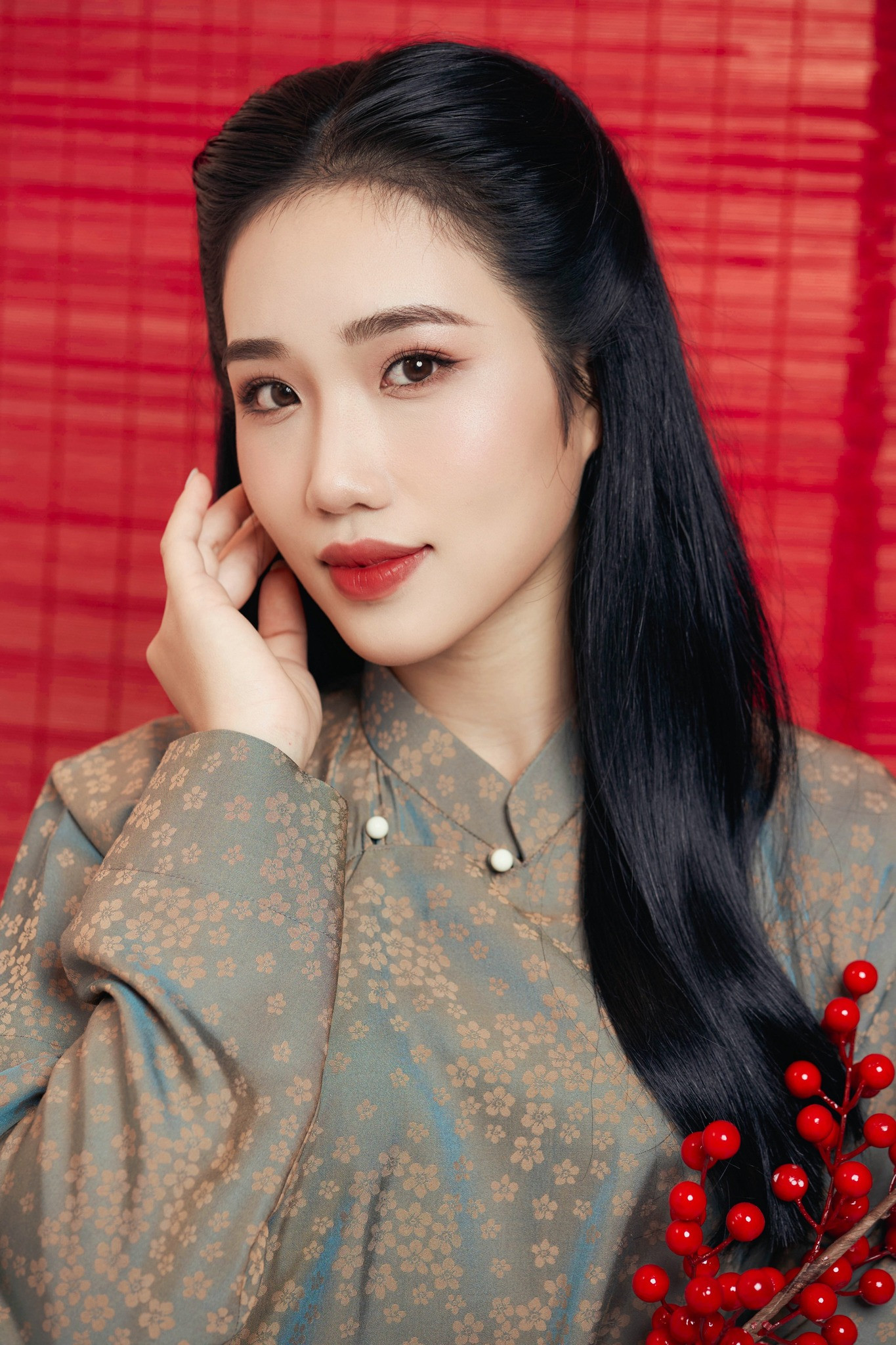 Tham gia diễn xuất cùng những nghệ sĩ kỳ cựu, Diệu Thúy học hỏi được nhiều kinh nghiệm từ tiền bối.