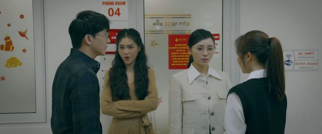 Chúng ta của 8 năm sau càng về cuối càng gay cấn. Chúng ta của 8 năm sau càng về cuối càng gay cấn.