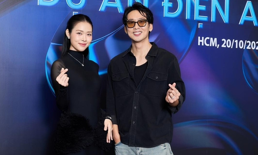 Diệp Bảo Ngọc, Tuấn Trần và đạo diễn Trung Lùn (giữa). Diệp Bảo Ngọc, Tuấn Trần và đạo diễn Trung Lùn (giữa).