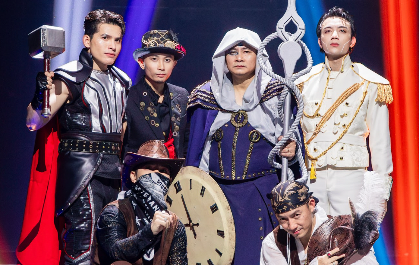 Sân khấu của 4 Liên Minh trong phần 1 Công diễn 2.