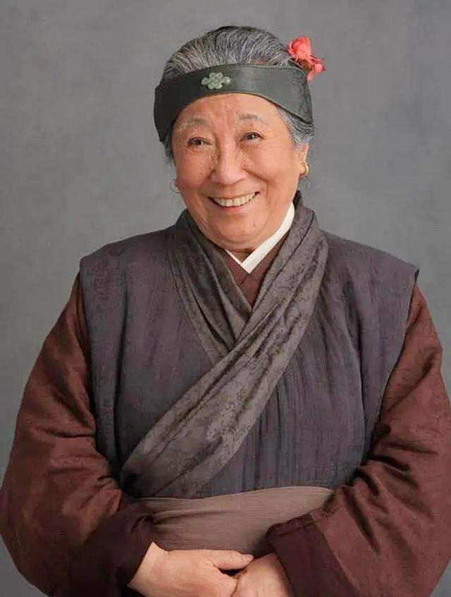 Diễn viên kỳ cựu Diệp Lâm Lang qua đời, hưởng thọ 93 tuổi.