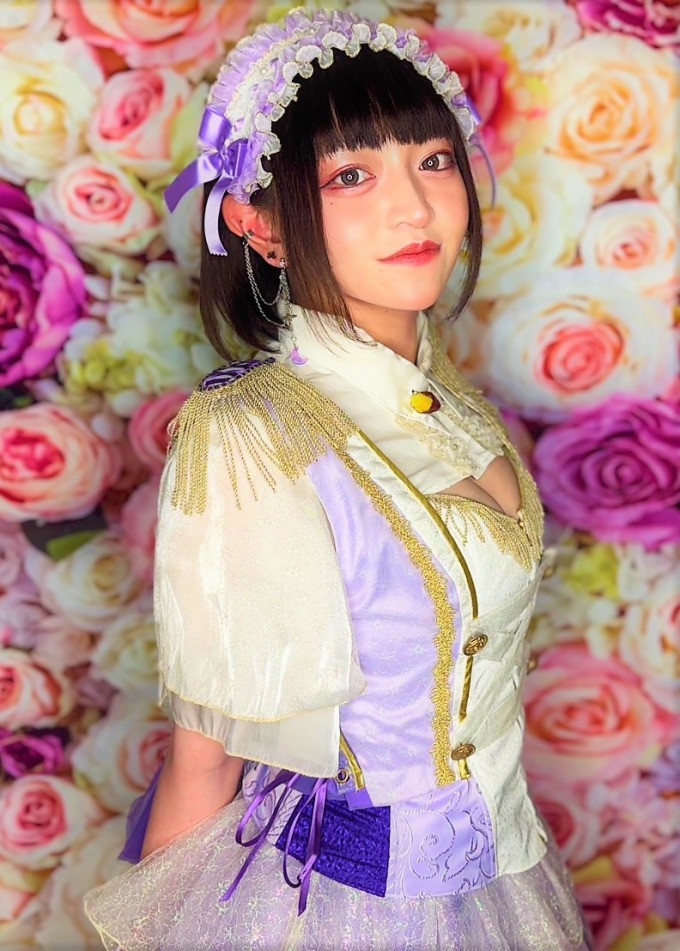 Nữ ca sĩ Nhật Bản đột ngột qua đời vì sốc phản vệ ở tuổi 25.