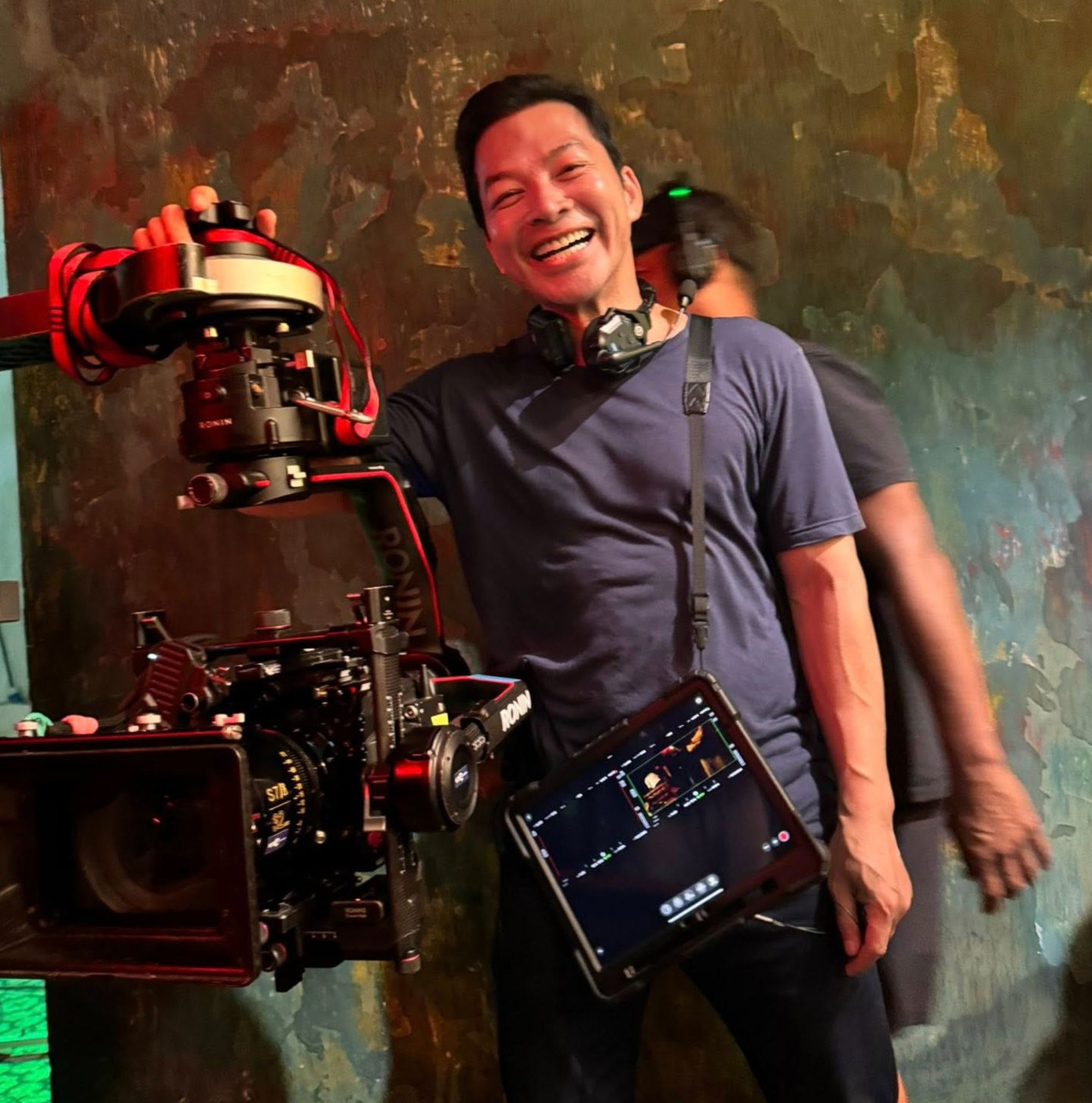 Nhà sản xuất, đạo diễn Trần Bảo Sơn giữ im lặng nhưng vẫn cập nhật mạng xã hội.