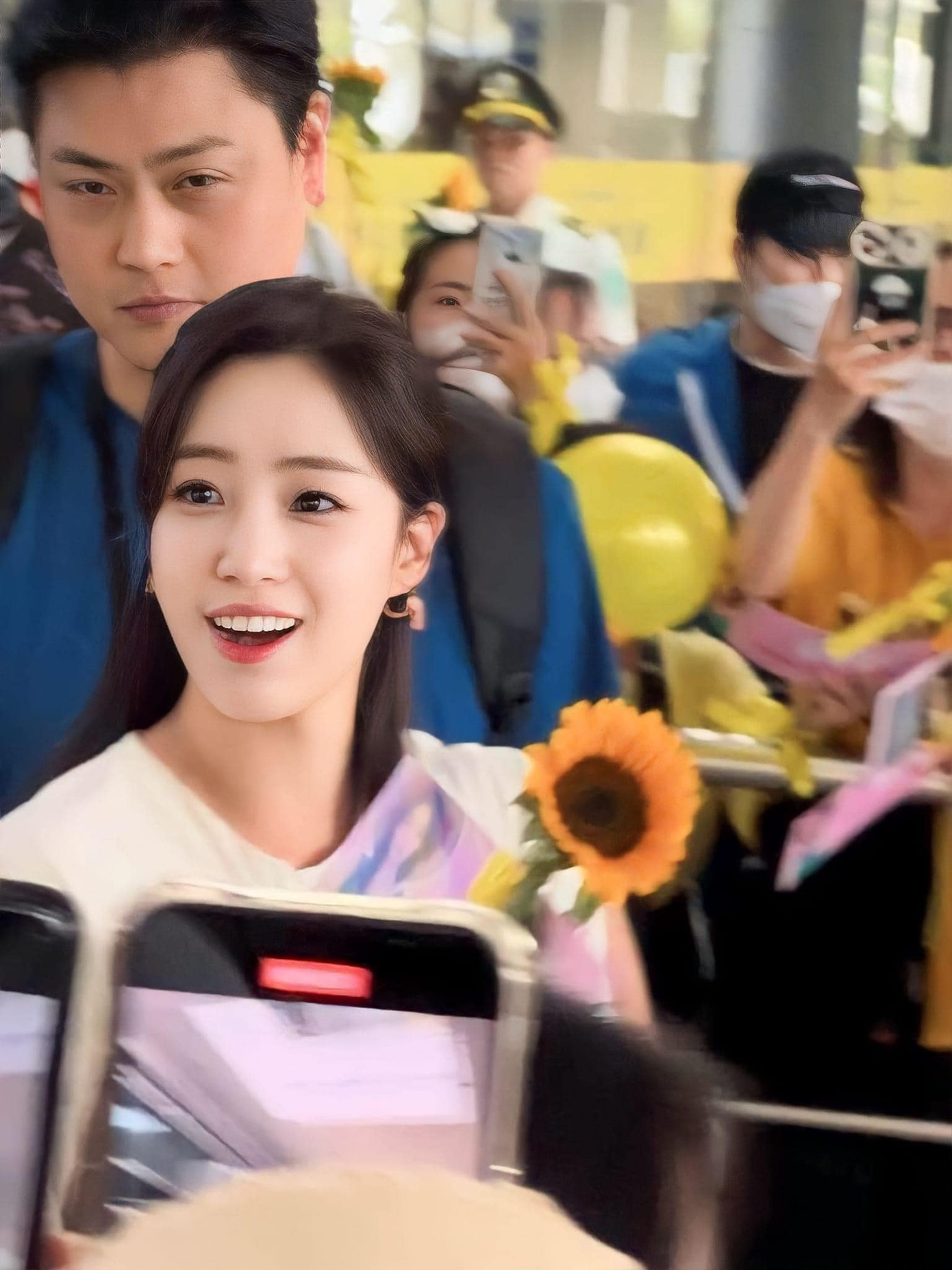 Eun Jung - thành viên T-ARA – cũng đã có mặt tại Việt Nam từ trước đó một ngày.