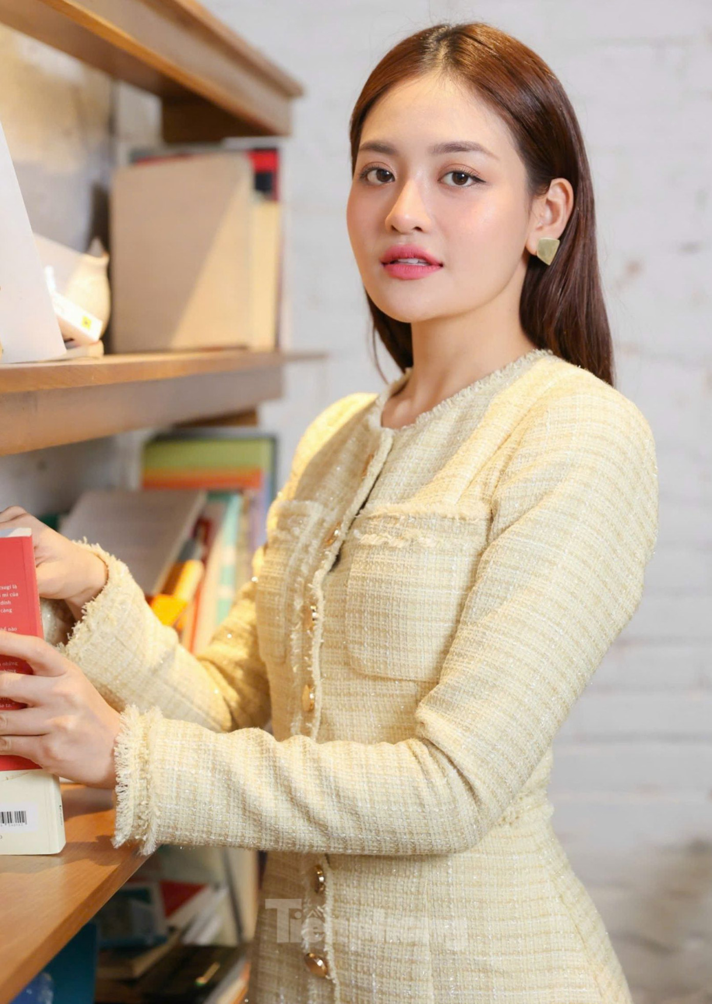 Thùy Anh lên tiếng làm rõ ồn ào mẫu thuẫn với nhà sản xuất phim Bước ngoặt.