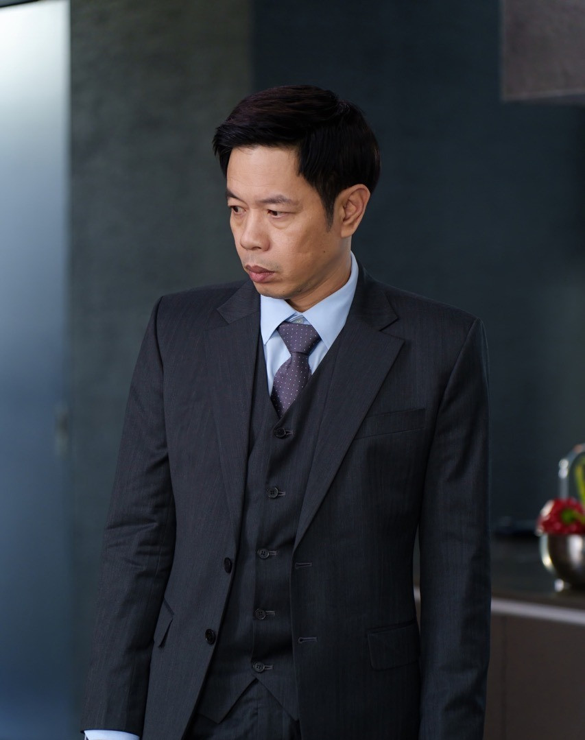 Thái Hòa gặp khó khăn khi đối đầu với Tuấn Trần, Quyền Linh...