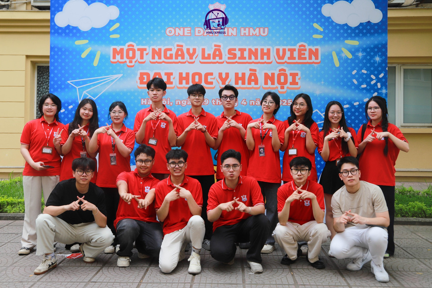 Thời trang sinh viên ĐH Y Hà Nội. Thời trang sinh viên ĐH Y Hà Nội.