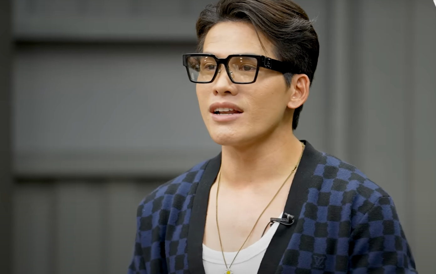 Tuấn Hưng - thành viên nhà Nhà Đam Mê, Quốc Thiên (đeo kính) - Nhà Hát, đã thành công chuyển giao sang nhóm khác. Ảnh: CMH. Tuấn Hưng - thành viên nhà Nhà Đam Mê, Quốc Thiên (đeo kính) - Nhà Hát, đã thành công chuyển giao sang nhóm khác. Ảnh: CMH.